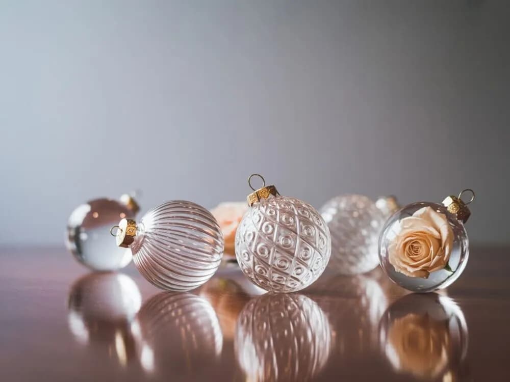 Ozdoby w szkle jak zrobić - proste pomysły na wyjątkowe dekoracje