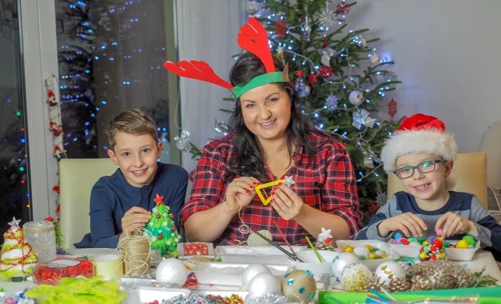 Jak zrobić ozdoby świąteczne z dziećmi – proste i kreatywne pomysły
