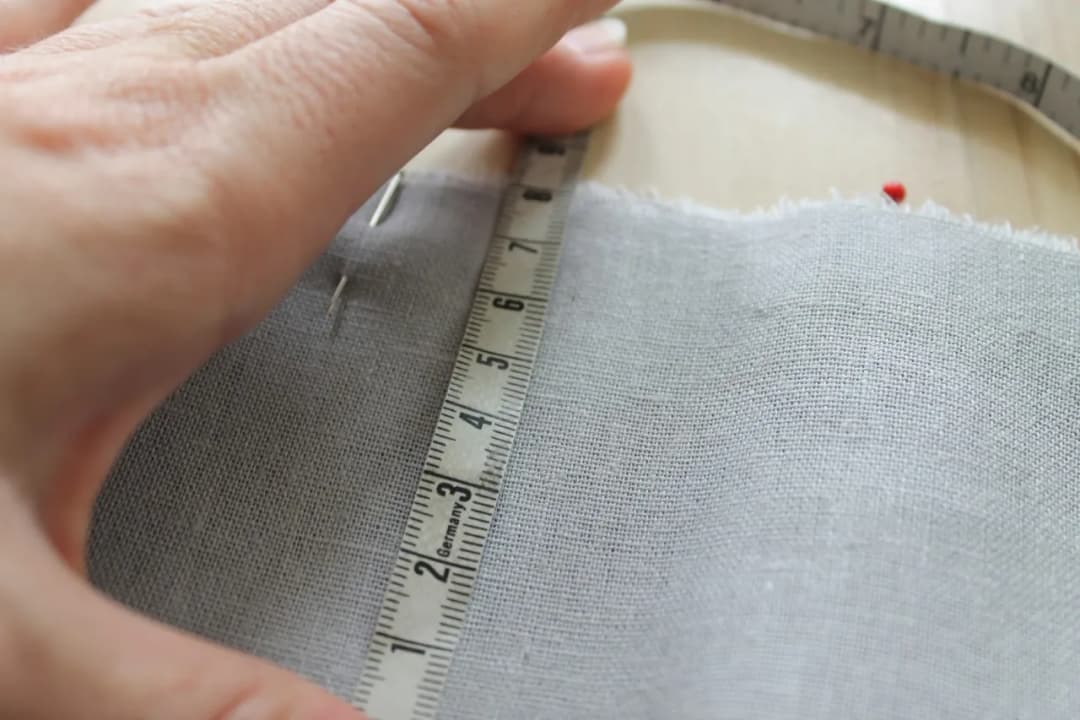 Jak uszyć firankę na szelkach - proste kroki do pięknej dekoracji